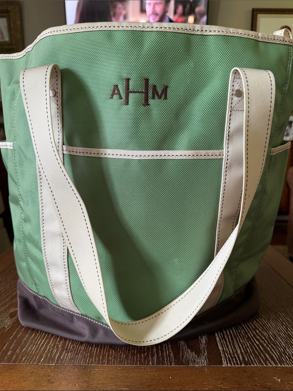 Land’s End wipeable tote. Monogrammed Tote Bag - Green with Cream Straps